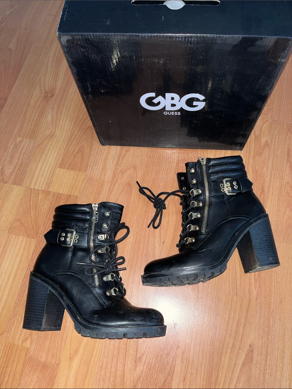 GUESS Jaylee Black Leather Lace-Up Block Heel Ankle Boots with Gold Hardware
